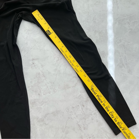 Athleta Elation 7/8 Tight with Powervita Black XS - Picture 6 of 11